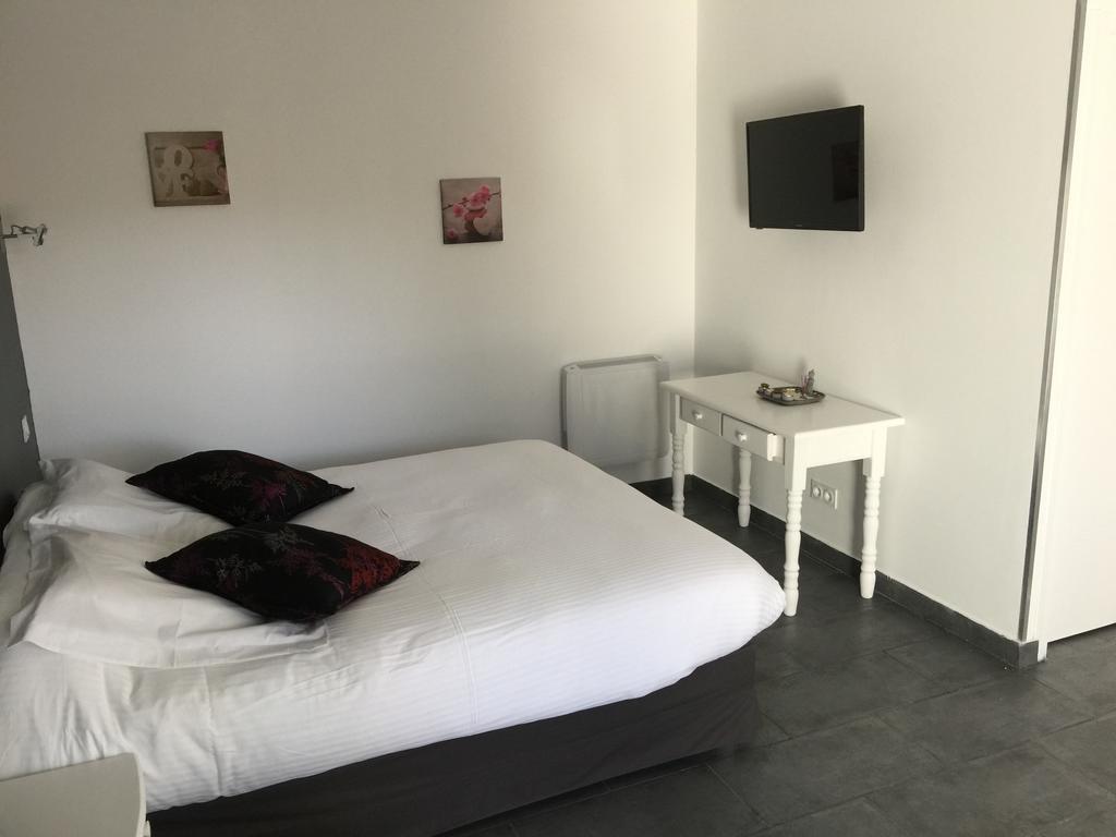 Chambres D'Hotes Le Mas Du Bijou Bleu 퓌제 쉬르 아르장 외부 사진